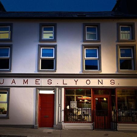 باليهاونيس 'James Lyons' The Old Main St المظهر الخارجي الصورة